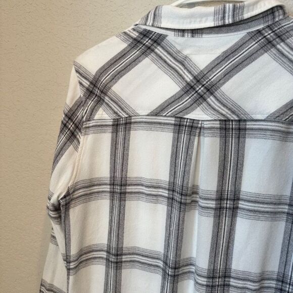 Rails White & Black Plaid Classic Soft Button Front Shirt - Size M - EUC - Picture 6 of 6